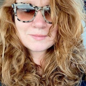 Meet your Posher, Traci